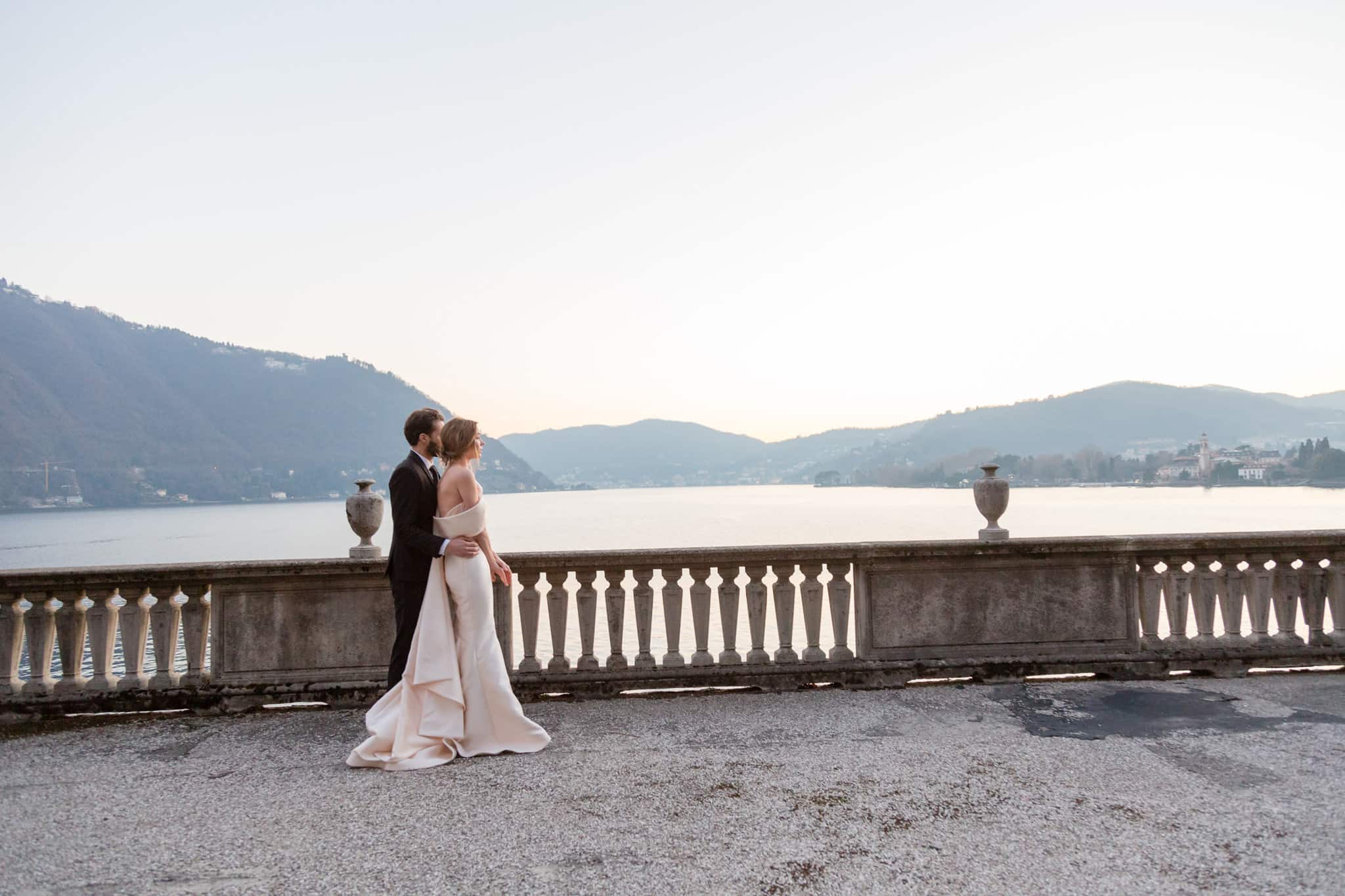 Sposi a Villa Pizzo sul Lago di Como