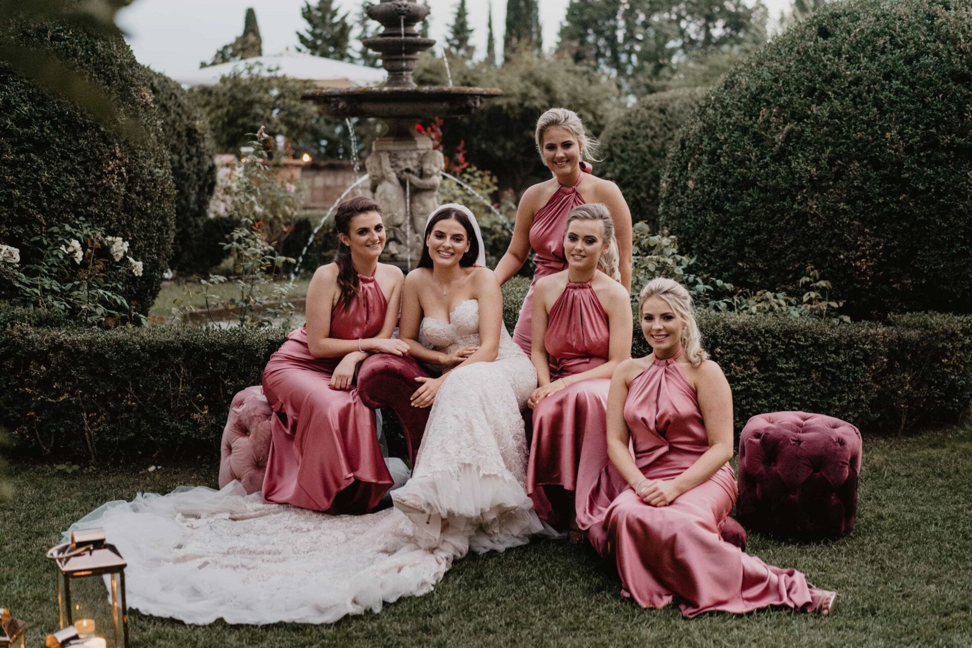 sposa con damigelle