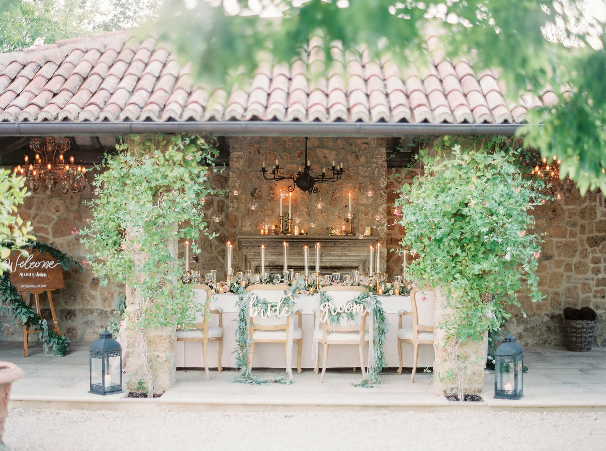 allestimento tavolo per cena di nozze