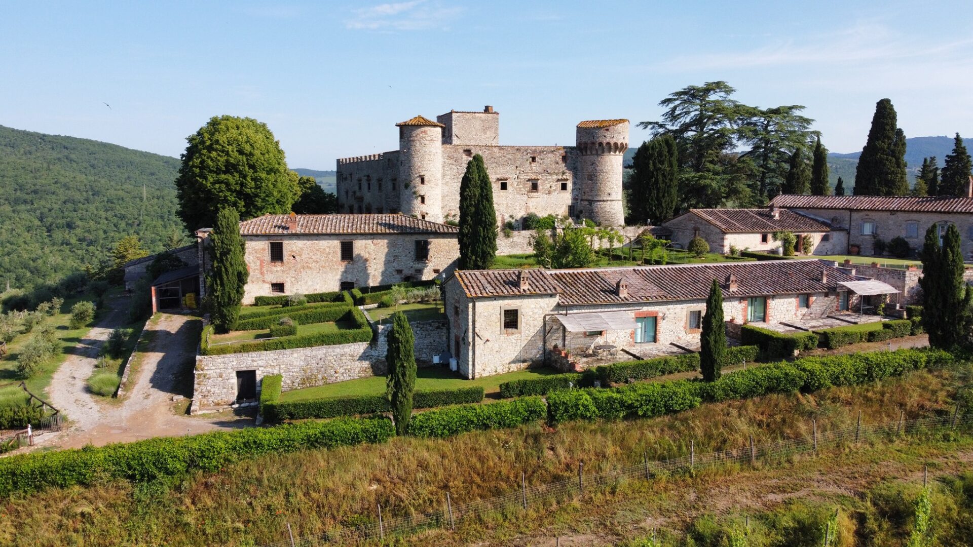 Castello di Meleto location per matrimoni in Toscana