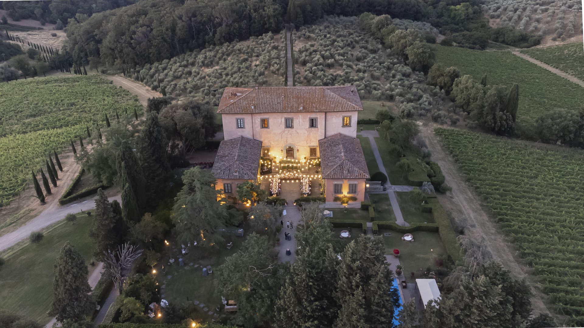 Vista dall'alto di Villa Mangiacane location per matrimoni nel Chianti, Firenze